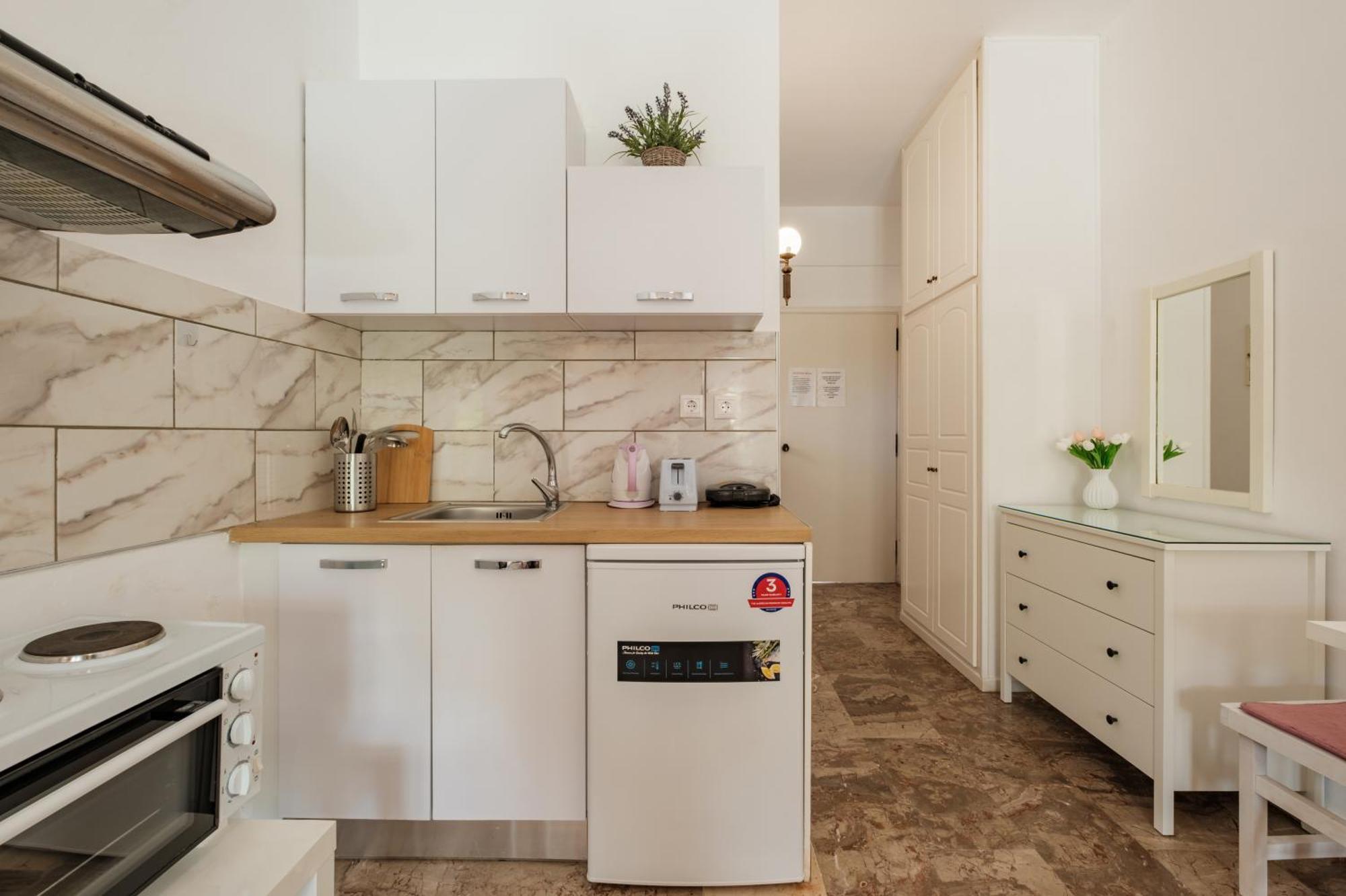 Kalamionas & Apartment